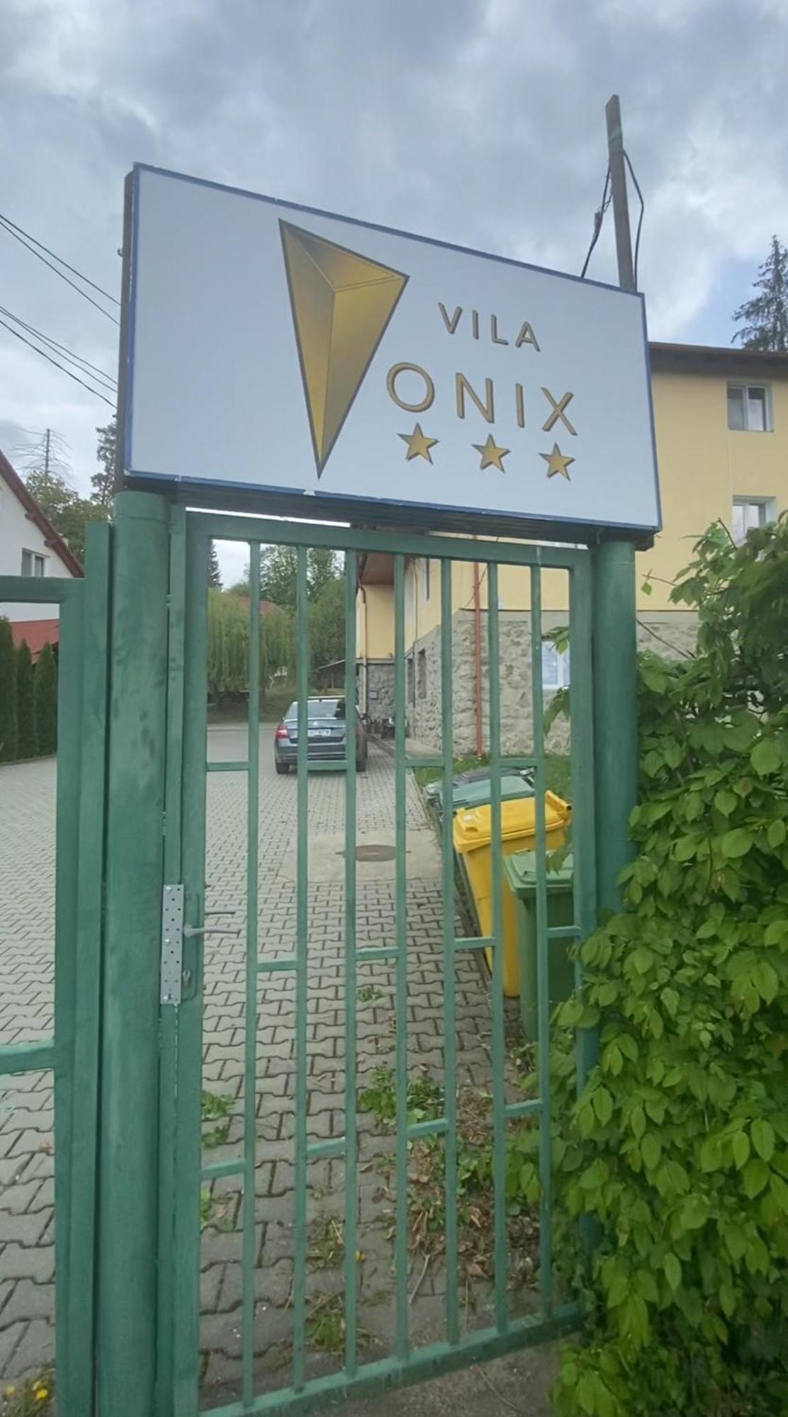 Vila Onix Совата Екстериор снимка